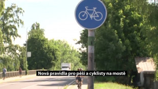 Na kovonském mostě v Karviné platí pro cyklisty a pěší nová pravidla