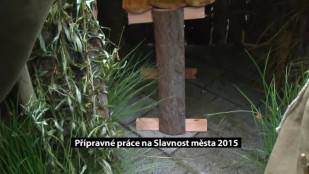 Bez komentáře - přípravné práce na Slavnost města 2015