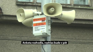 Anketa rozhodla, rozhlas bude v pět