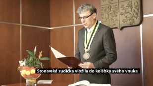 Stonavská sudička vložila do kolébky svého vnuka