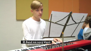 M-Band má nový klavír