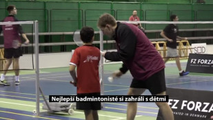 Reprezentanti v badmintonu se v Karviné věnovali dětem a mládeži