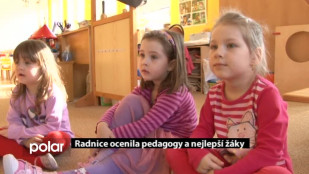 Radnice ocenila pedagogy a nejlepší žáky