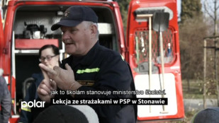 Lekcja ze strażakami w PSP w Stonawie