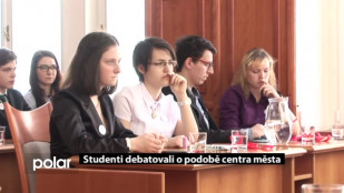 Studenti debatovali o podobě centra