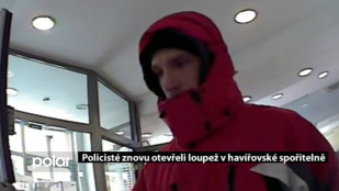 Policisté znovu otevřeli loupež v havířovské spořitelně