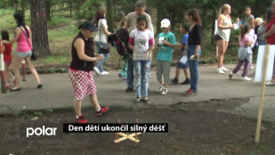 Den dětí ukončil silný déšť