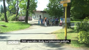 Děti speciální školy na týdenním pobytu