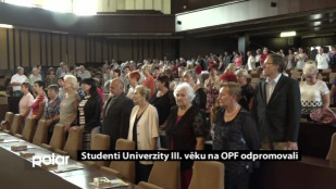 Studenti Univerzity III. věku na OPF odpromovali