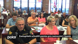 Zastupitelé schválili peníze pro nemocnici i bazén 