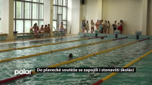 Do plavecké soutěže se zapojili i stonavští školáci