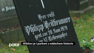 Hřbitov je i parkem s nádechem historie