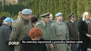 Na veterány vzpomínali u pomníku Obětem válek