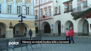 Vánoce ve městě budou bílé a červené