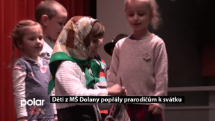 Děti z MŠ Dolany popřály prarodičům k svátku