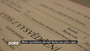 Místo vysvědčení dostali školáci jen jeho výpis