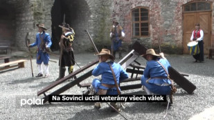 Pocta válečným veteránům na hradě Sovinci