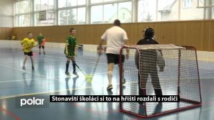 Stonavští školáci si to na hřišti rozdali s rodiči