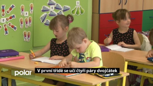 V první třídě se učí čtyři páry dvojčátek