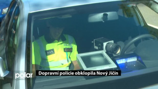 Dopravní policie obklopila Nový Jičín