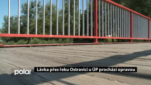 Lávka přes řeku Ostravici u ÚP prochází opravou