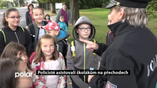 Policisté asistovali školákům na přechodech