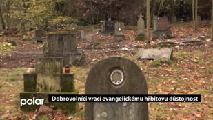 Dobrovolníci vrací důstojnost zchátralému hřbitovu