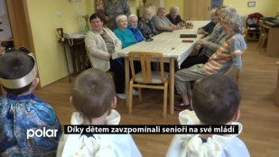 Díky dětem zavzpomínali senioři na své mládí