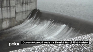 Obrovský proud vody na Slezské Hartě láká turisty