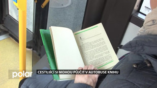 Cestující si mohou půjčit v autobuse knihu