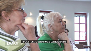 ​Policisté četli seniorům z Černé kroniky