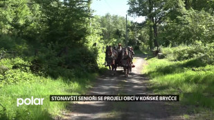 Stonavští senioři se projeli obcí v koňské bryčce