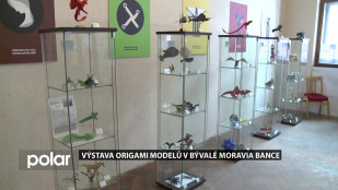 Výstava origami modelů v bývalé Moravia bance ve Frýdku-Místku