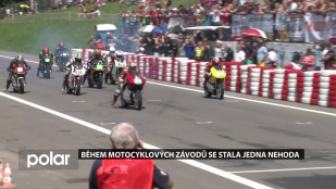 Během motocyklových závodů se stala jedna nehoda