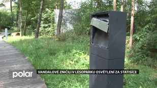 Vandalové zničili v lesoparku osvětlení za statisíce