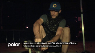 Inline bruslaři projeli večerním Novým Jičínem