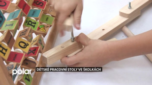 Dětské pracovní stoly ve školkách