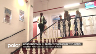 Odbor dopravy novojičínské radnice zdobí obrazy studentů