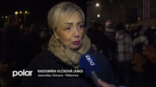 Vítkovice spojily rozsvícení stromu s Mikulášem