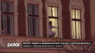 Desítky andělů v Morávkově režii zaplnily centrum Bruntálu