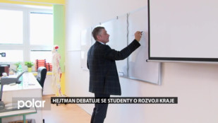 Hejtman debatuje se studenty o rozvoji kraje