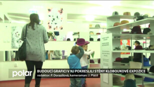 Budoucí grafici pokreslili stěny novojičínské kloboukové expozice