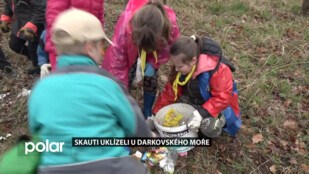 Karvinští skauti uklízeli u Darkovského moře