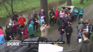 Dobrovolníci uklidili koryto Jičínky