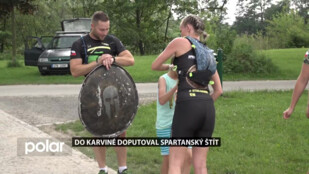 Do Karviné doputoval spartanský štít