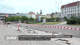 Na Masarykově náměstí v Ostravě se opravuje dlažba