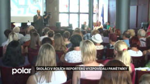 Školáci v rolích reportérů vyzpovídali pamětníky