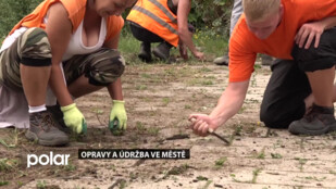 Chlapi z technických služeb zvládají práce všeho druhu a ještě vymýšlejí novinky