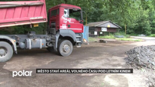 Město staví areál volného času pod letním kinem