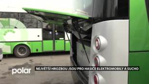 Největší současné hrozby podle hasičů? Sucho a elektromobily. Na mezinárodní konferenci se mluvilo i o dronech